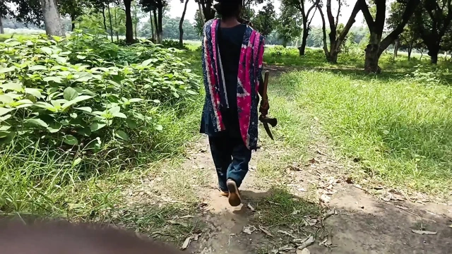 Ateşli köylü desi yengenin seksi bugün orman parkında buluştu - yenge meri dost