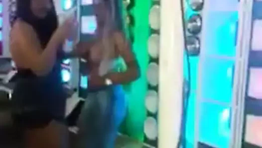 Latinler dans ediyor