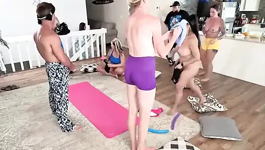 Yogi dom cruise canlı şov 8 orta yaşlı seksi kadın