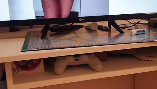 Cum üzerinde sarah lombardi