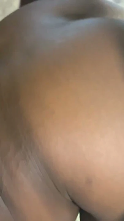 Tatlı sulu amını sertçe sikerken göt yanaklarına creampie yapıp göğüslerini zıplat | Clip 2