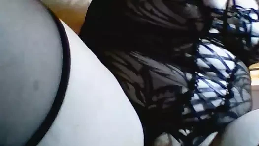 Bölüm iki kedi vibratör