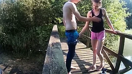 Kamu sikme ile amatör kız