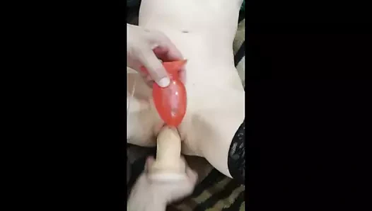 Seni birçok kez cum yapar