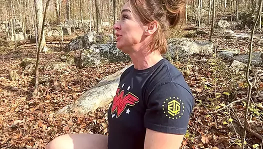 Arka bahçede büyük zenci egzersizi