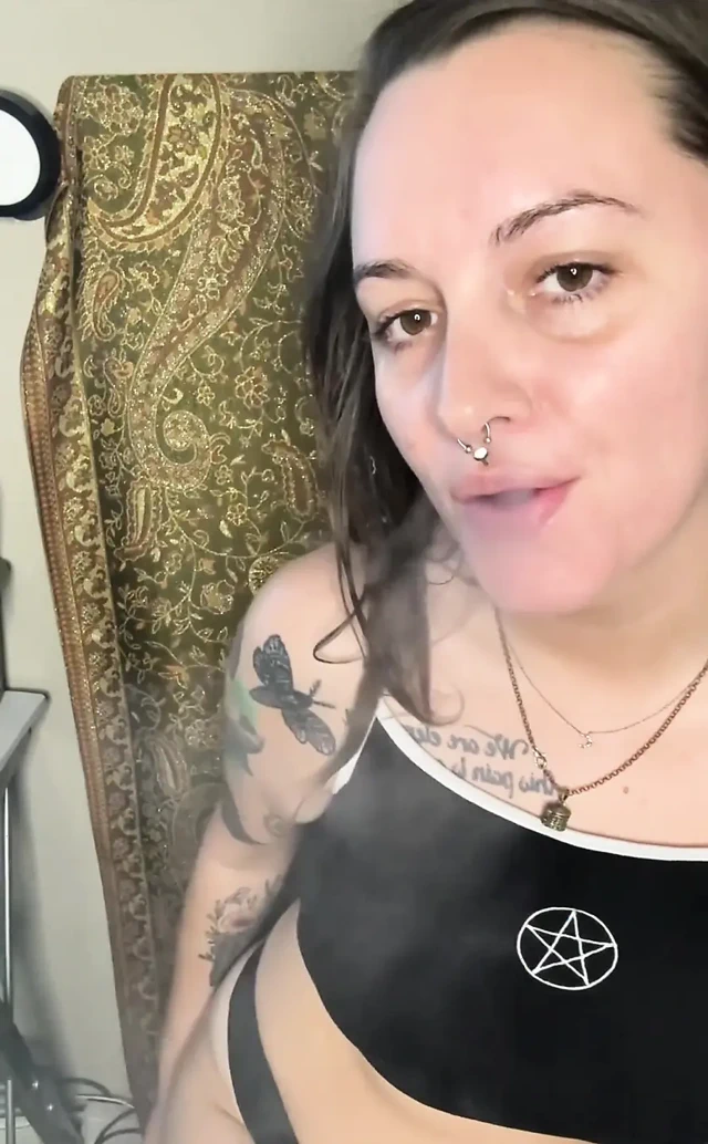 Koltuk altı ibadeti ve chery ağaçlarıyla sigara içme