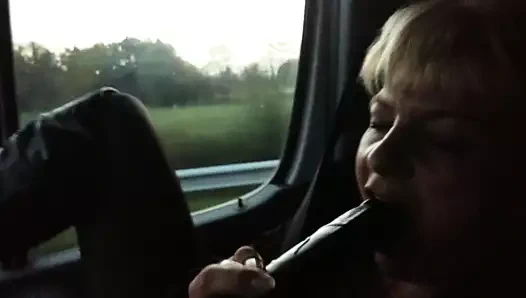 Alman milf kamu mastürbasyon yapmak