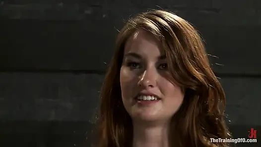 Sophia Lauryn test edilen ilk kez gerçek esaret ve yoğun orgazm yaşıyor!