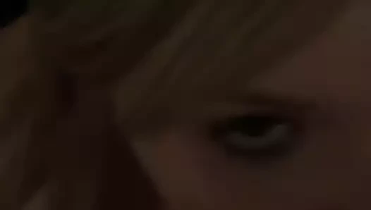 Kilolu sarışın sürtük