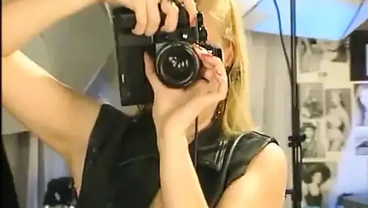 Elektrikli mavi: seks modeli dosyası 4