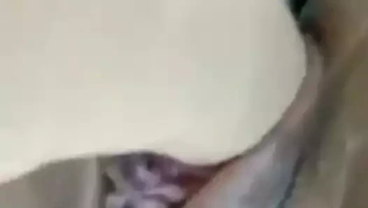 İranlı kız vücudunu gösteriyor - 29