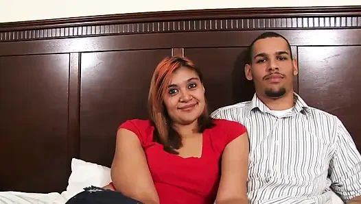 Genç çift sert sikişmeyi seviyor