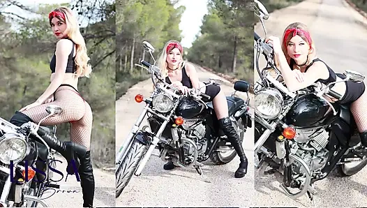 Özel motosiklet videoları mevcut