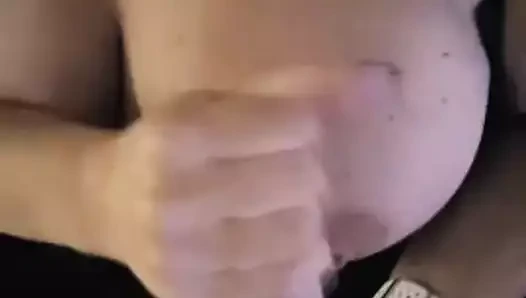 Cum üzerinde ona büyük göğüsler 2