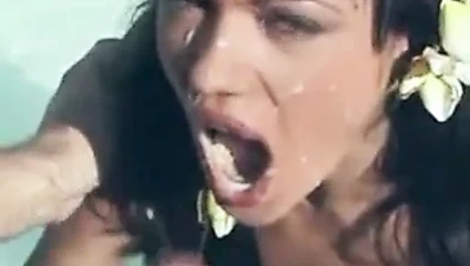 Tobys - sperm sürtüğü 07