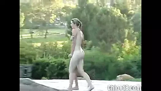 Chloe 18 ve ona lezbiyen arkadaş yalama kedi at düşmeler