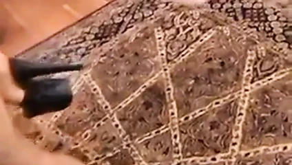 Lisa berlin, dev strapon'larla seks kölesi eğitiyor