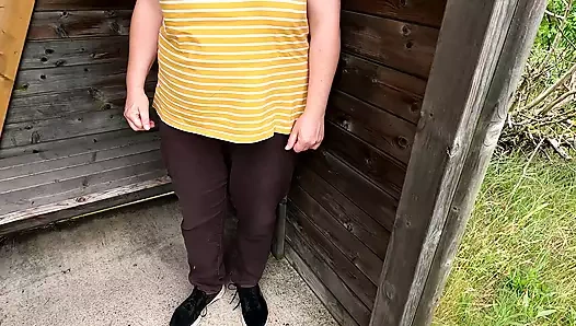 Halk otobüs durağında meme tokatlıyor