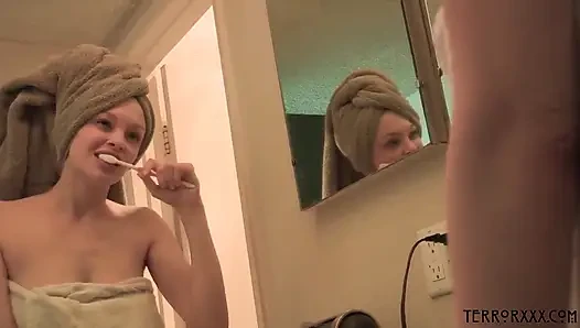 Bree Daniels, Logan Pierce'ın yer aldığı program