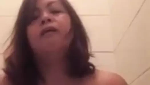 Tonya yüz sırasında mastürbasyon