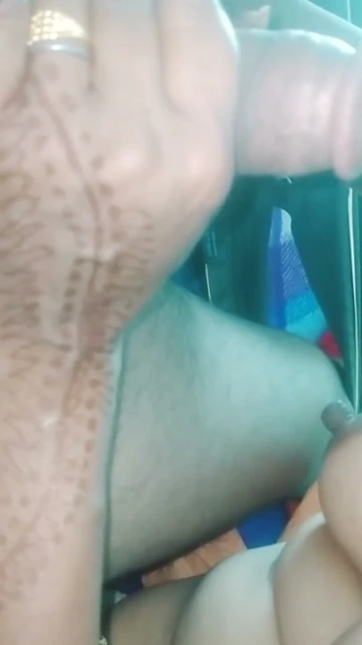 Desi indian soniya bhabi yarak emiyor | Bölüm 1