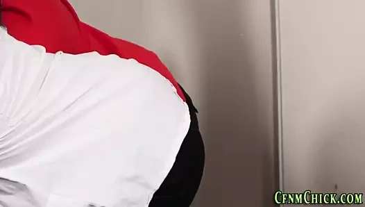 kinky klas dominas okşayarak dick