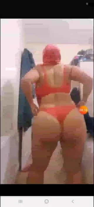 İri güzel kadın tesettürlü göt