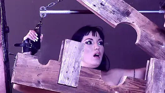 Çılgın Janice King cezası için burada olan bir bebek