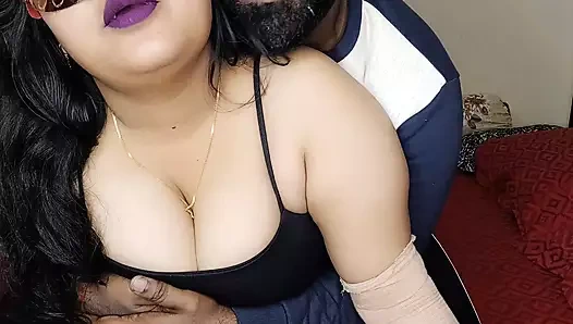 Ateşli Hintli c-girl ke sath kiya paisa wasool'un tadını çıkarıyor (Hintçe rol yapma)