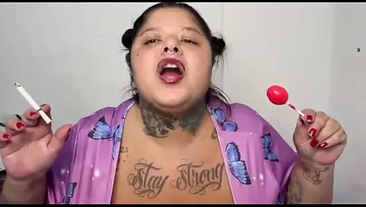 Plussize Kadın Lolipopunu Emiyor - Tam Versiyon
