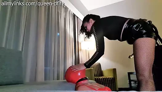 Gırtlağına kadar alma kadın kılıklı kadın eğitimi