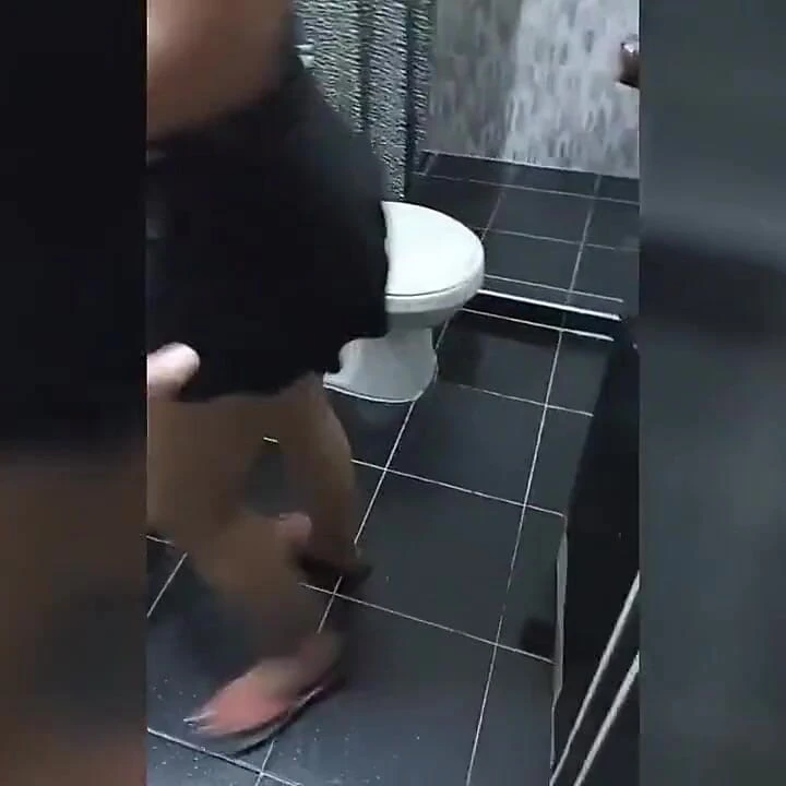 Miami United States Gluspet ve Pikaa6'dan kız arkadaşımı sikiyorum büyük memeli doğal güzel esmer