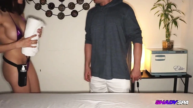 Shay'nin mutlu sonlu derin dalışı