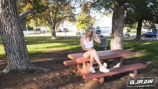 Sophia'nın ıslak yüze boşalması