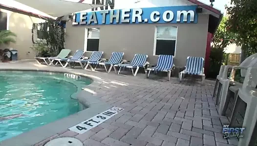 GABRIEL FUCKS SVEN LARSEN