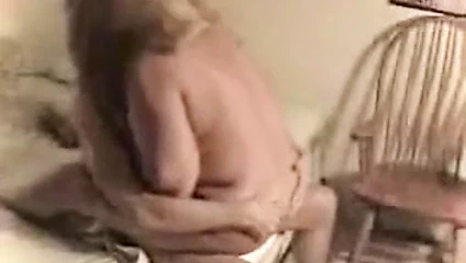 Olgun çift tutkulu ev yapımı emme ve kahrolası