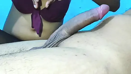 Hintli kadın üvey kız kardeş ilk kez chudai Hintli seks yapıyor