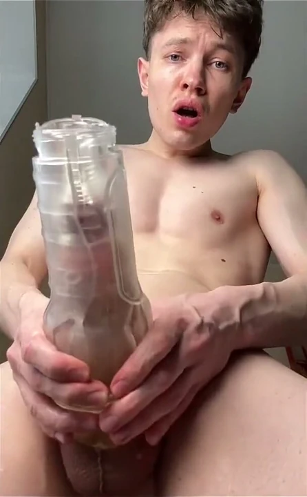 Bu sadece bir video değil- küçük bir üçlü kısa film olduğu ortaya çıktı