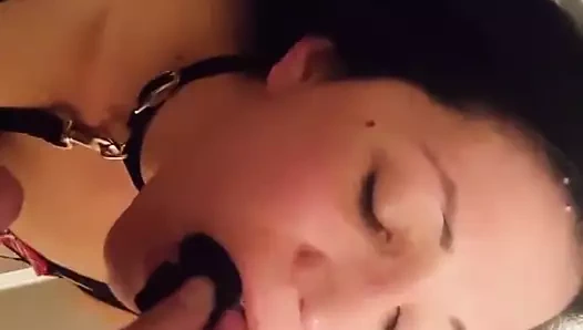 Ağızda külot ile online fahişe