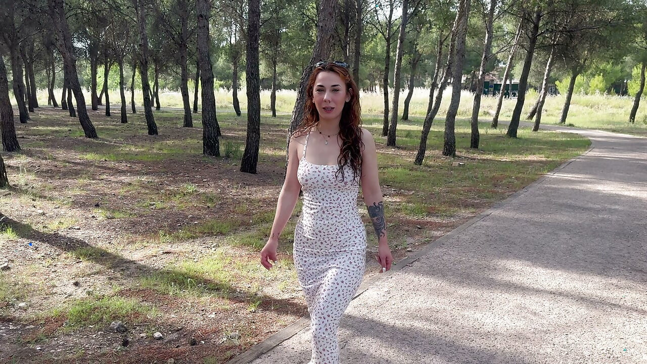 I fucked a stranger outdoors!!