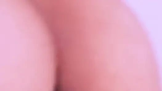 Bin ve boşalma! Tüm dölleri beline atana kadar biniyor.