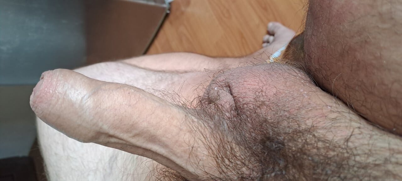 Babanın büyük kıllı yarağı
