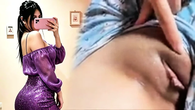 Porno Oyuncusu Vajinasını Gösteriyor