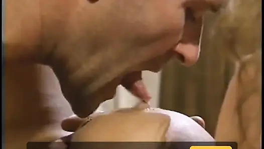 Esmer 69'un sarışını sikilirken