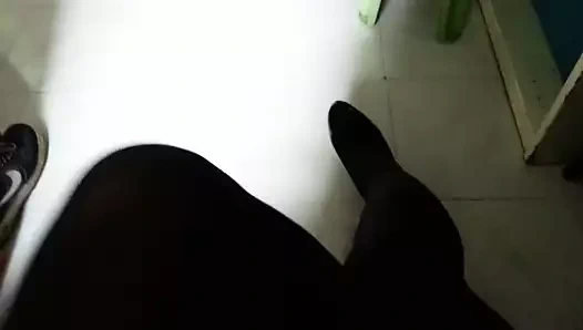 külotlu çorap teaser 17 ile siyah patent pompaları