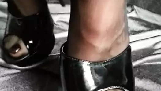 naylon ayak ayakkabı oyunu