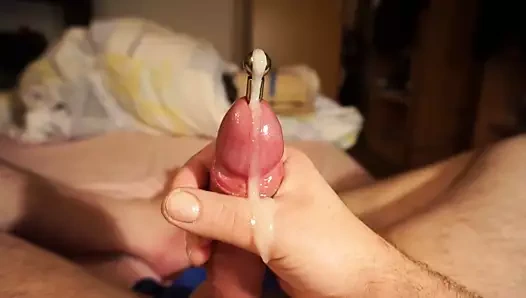 Penis tıkacına başka bir harika boşalma (12.11.16)