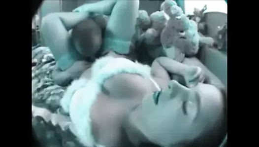 Yüze oturan Rus tombul (yeniden renklendirildi)