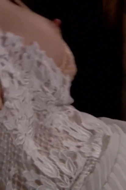 Девушка-блондинка - секс