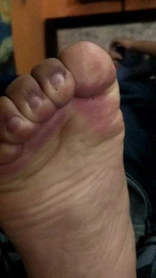 Footjob şişman ayaklar ve tabanlar